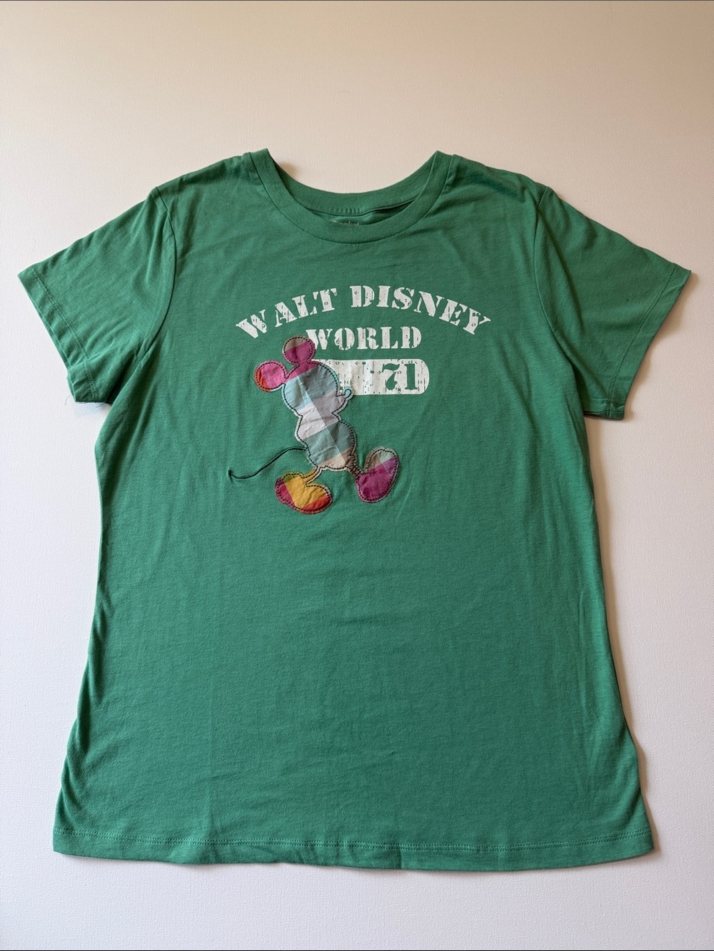 Walt Disney Mickey Mouse Women’s Green T Shirt/ X-Large